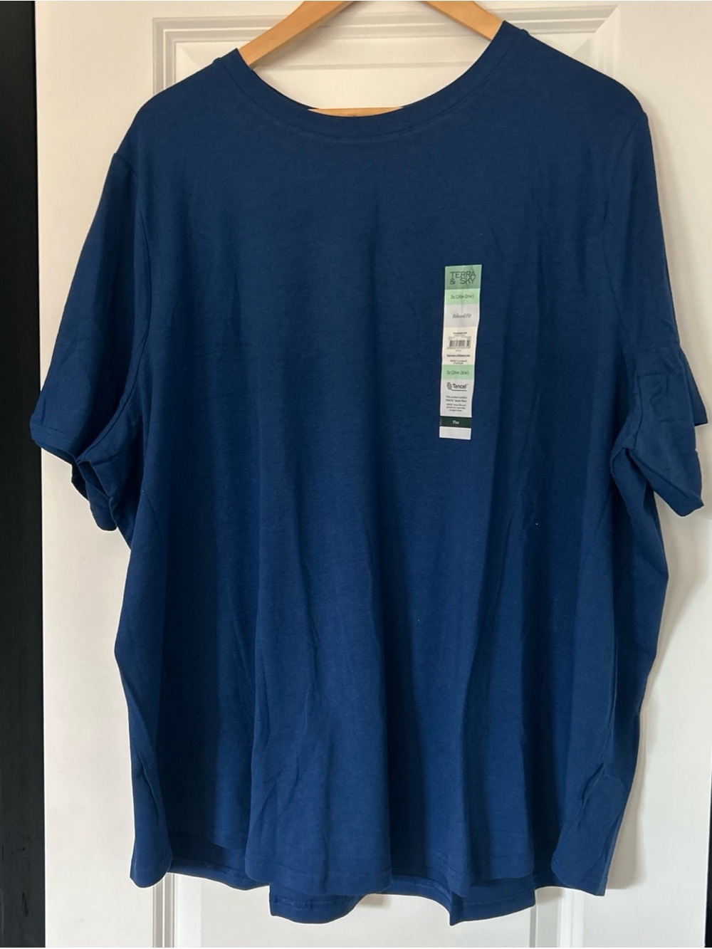 Terra & Sky Women’s Crewneck Tee- Blue- Size 3x NWT- Relaxed Fit